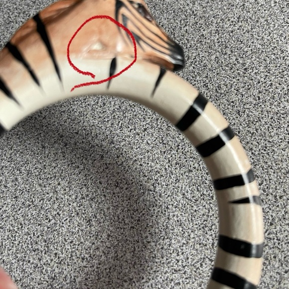 Wood Carved Zebra Bangle Bracelet - Picture 6 of 7
